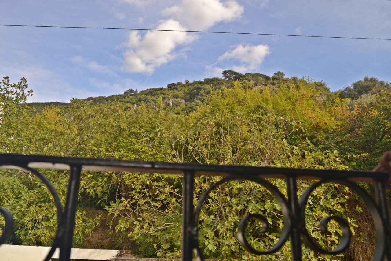 Vila Casa La Cascada El Bosque Exteriér fotografie